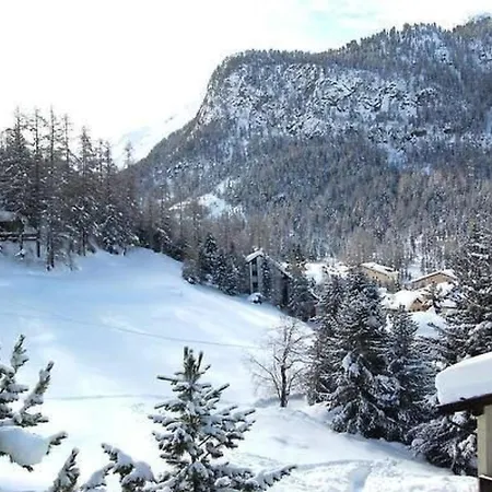 Apartamento Chesa Melchior By Interhome